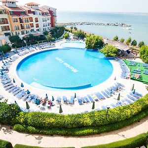 Marina Cape Vacation Complex